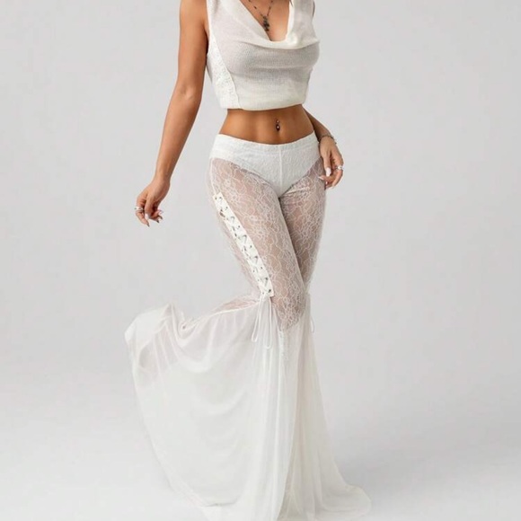 Elegant White Lace Women's Pants - Picture 6 of 7